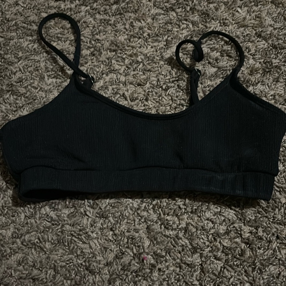 Black simple bathing suit top